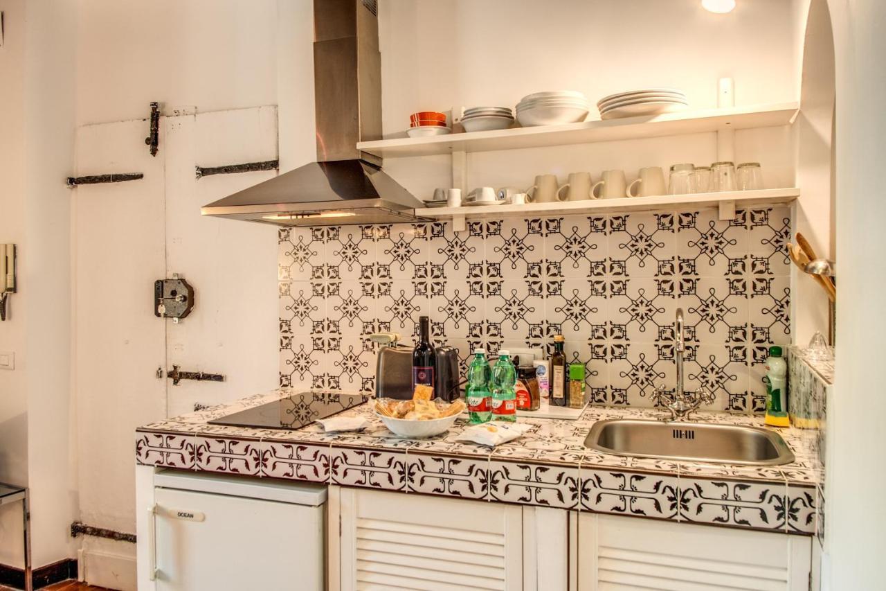 Lovely Flat In The Heart Of Trastevere Roma Eksteriør bilde