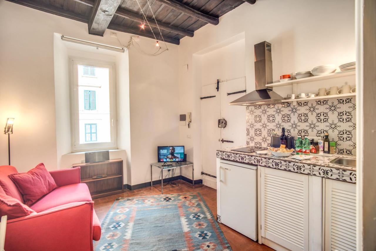 Lovely Flat In The Heart Of Trastevere Roma Eksteriør bilde