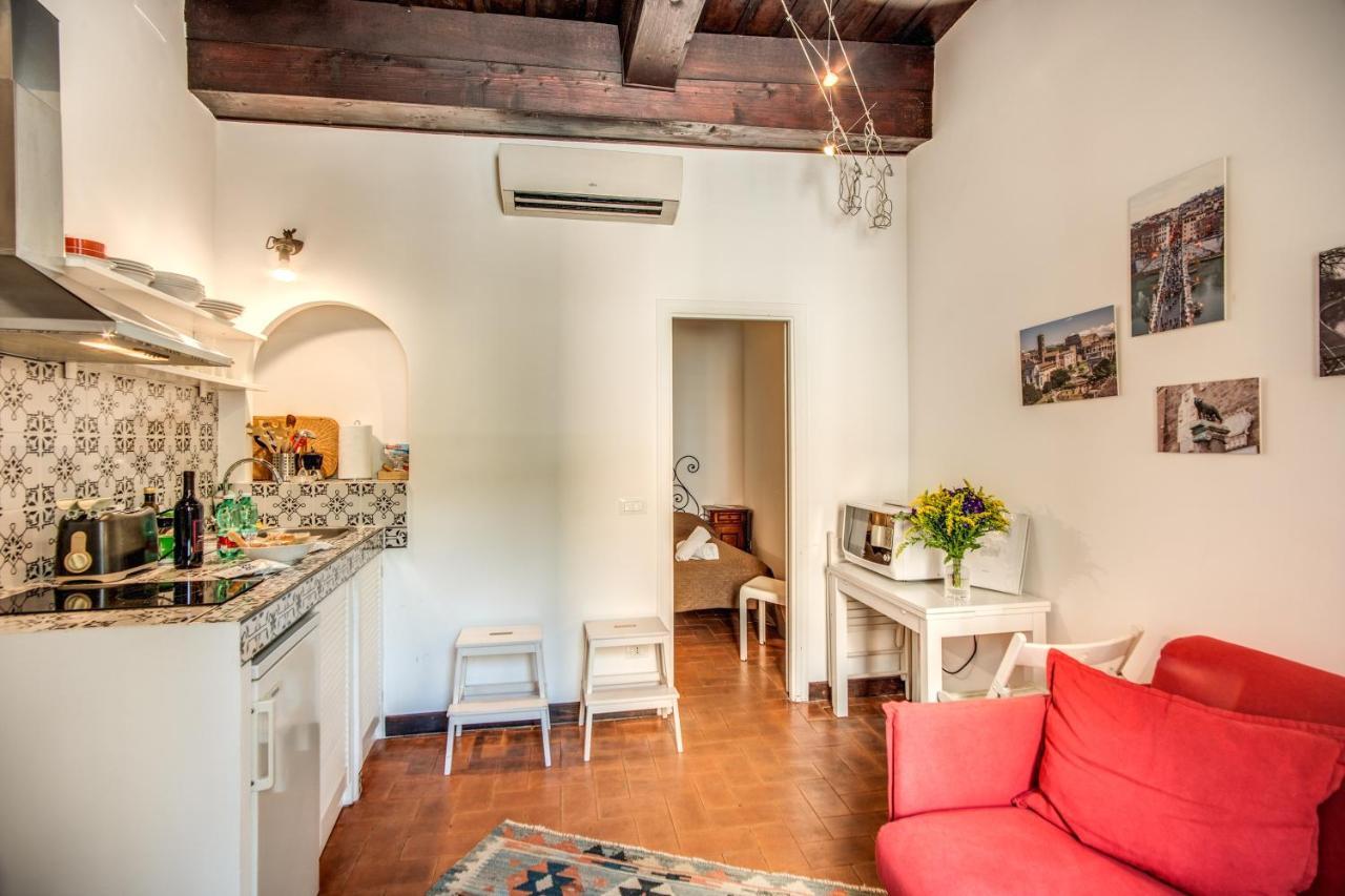 Lovely Flat In The Heart Of Trastevere Roma Eksteriør bilde