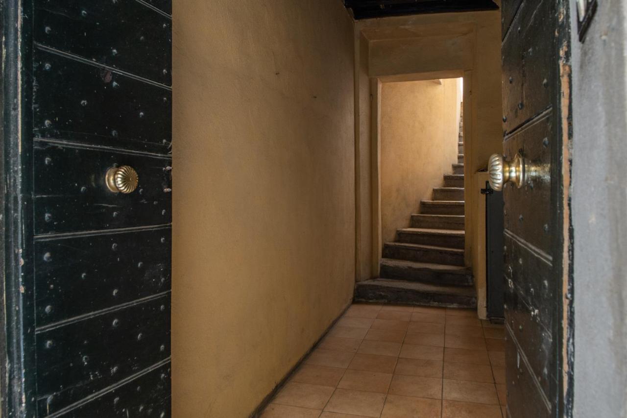 Lovely Flat In The Heart Of Trastevere Roma Eksteriør bilde